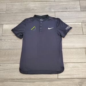 Nike men's 100% polyester black Helix Henley T-shirt short sleeve shirt size S